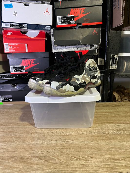 Size 11 – Foamposite Fighter Jet