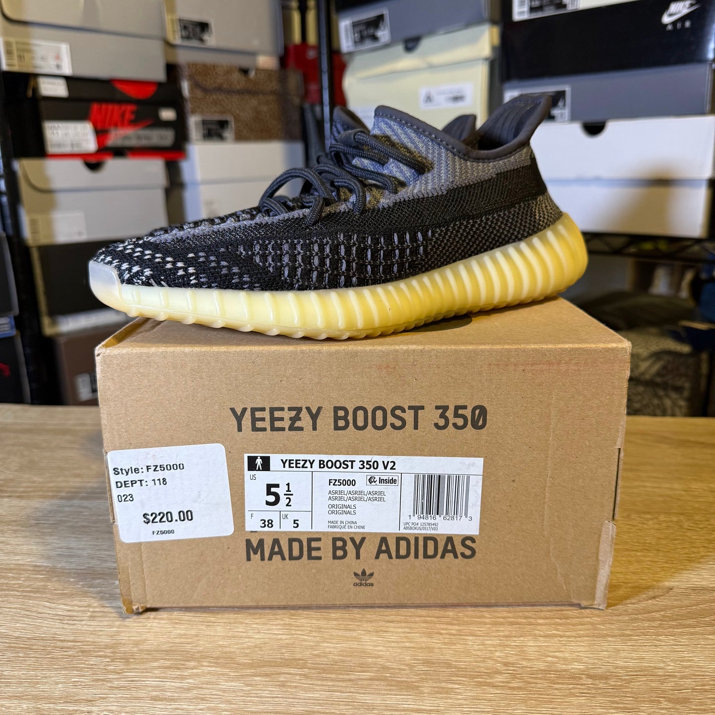 Size 5.5 - YZY 350 Carbon