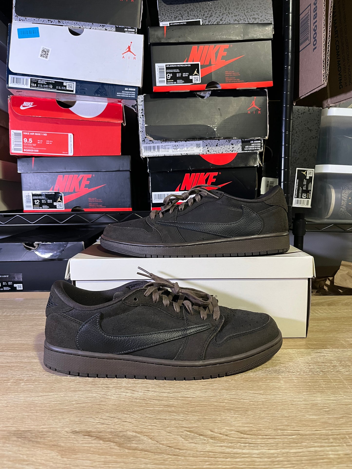 Size 13 – AJ 1 Low Travis Velvet
