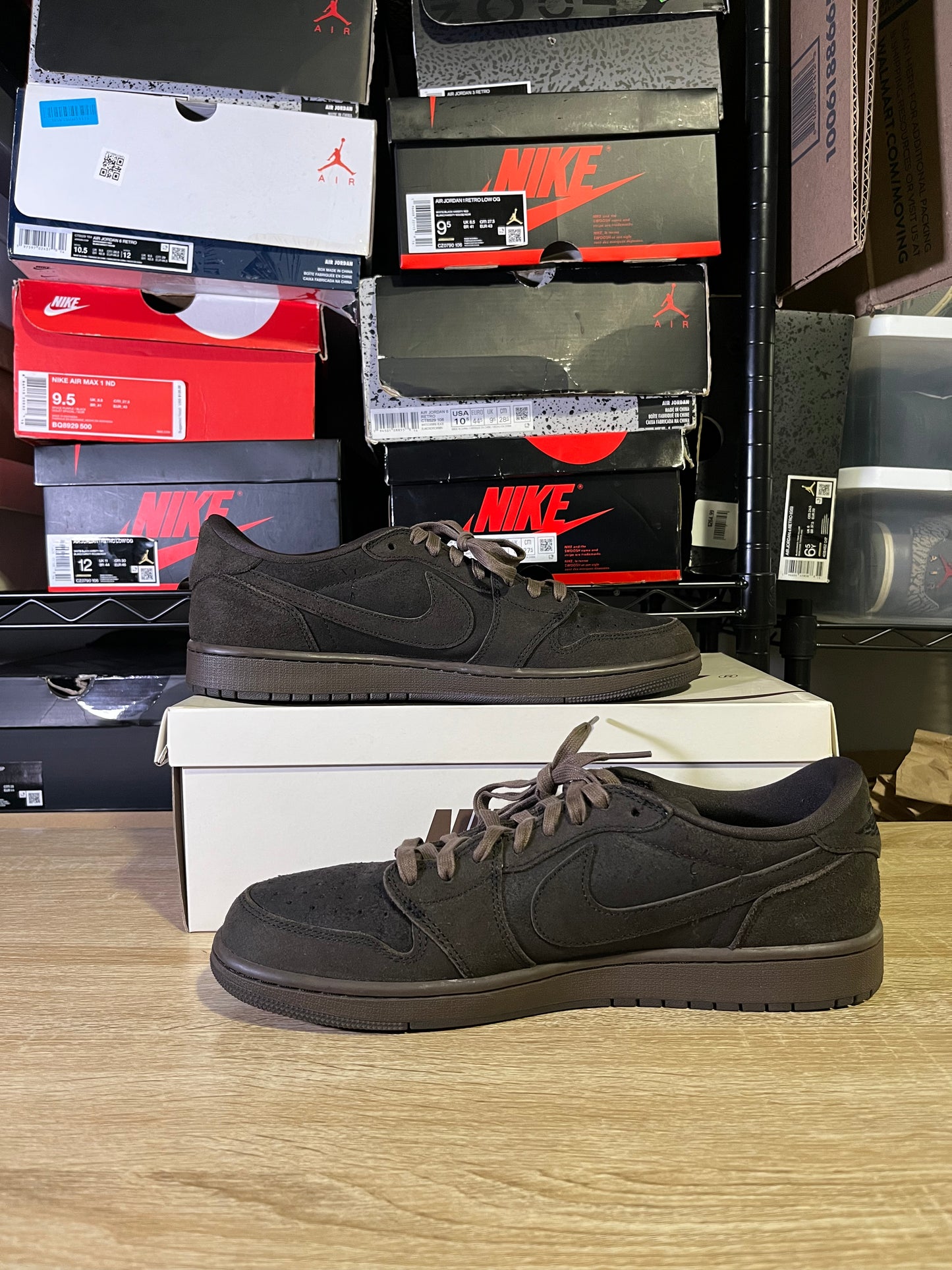 Size 13 – AJ 1 Low Travis Velvet