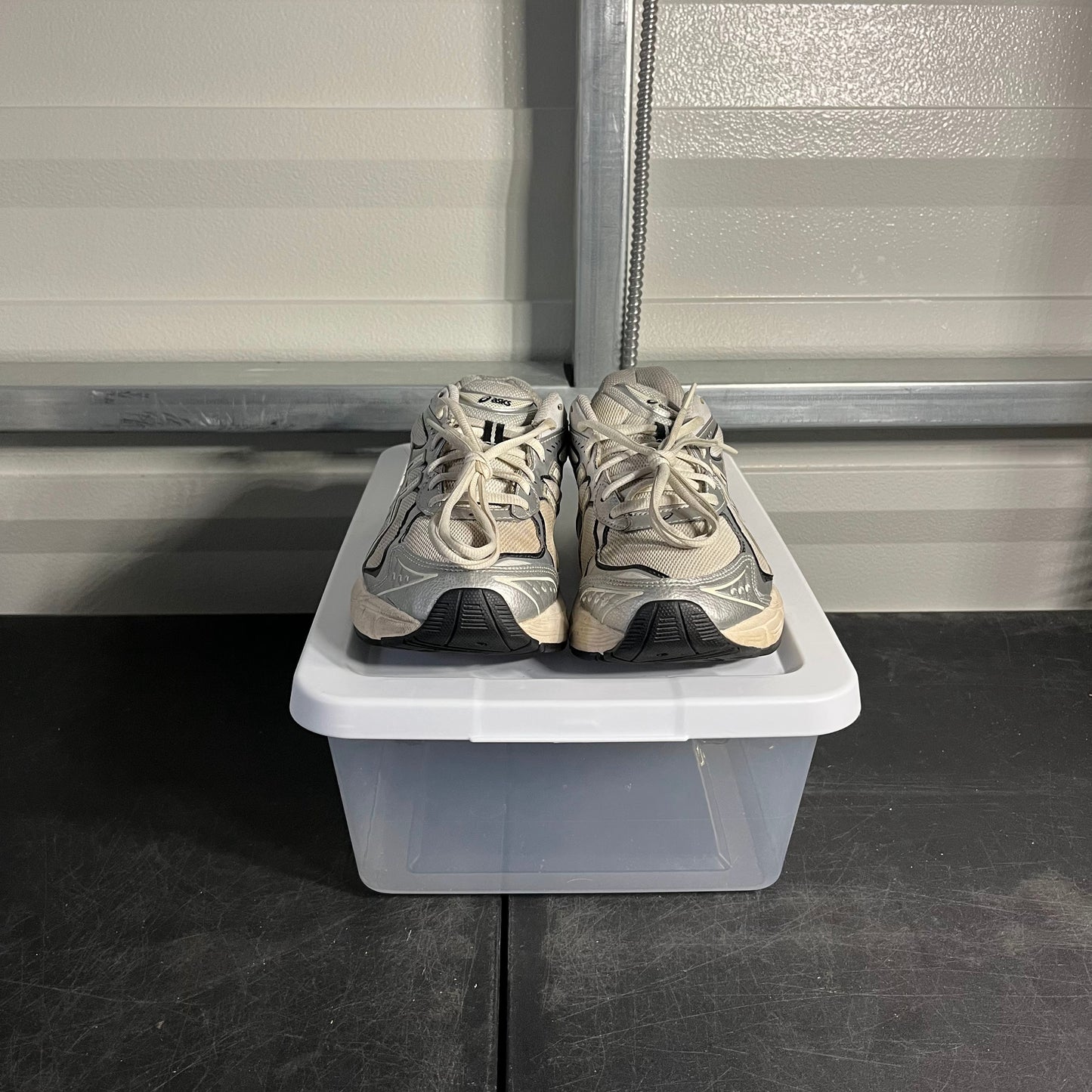 Size 9 - ASICS Grey