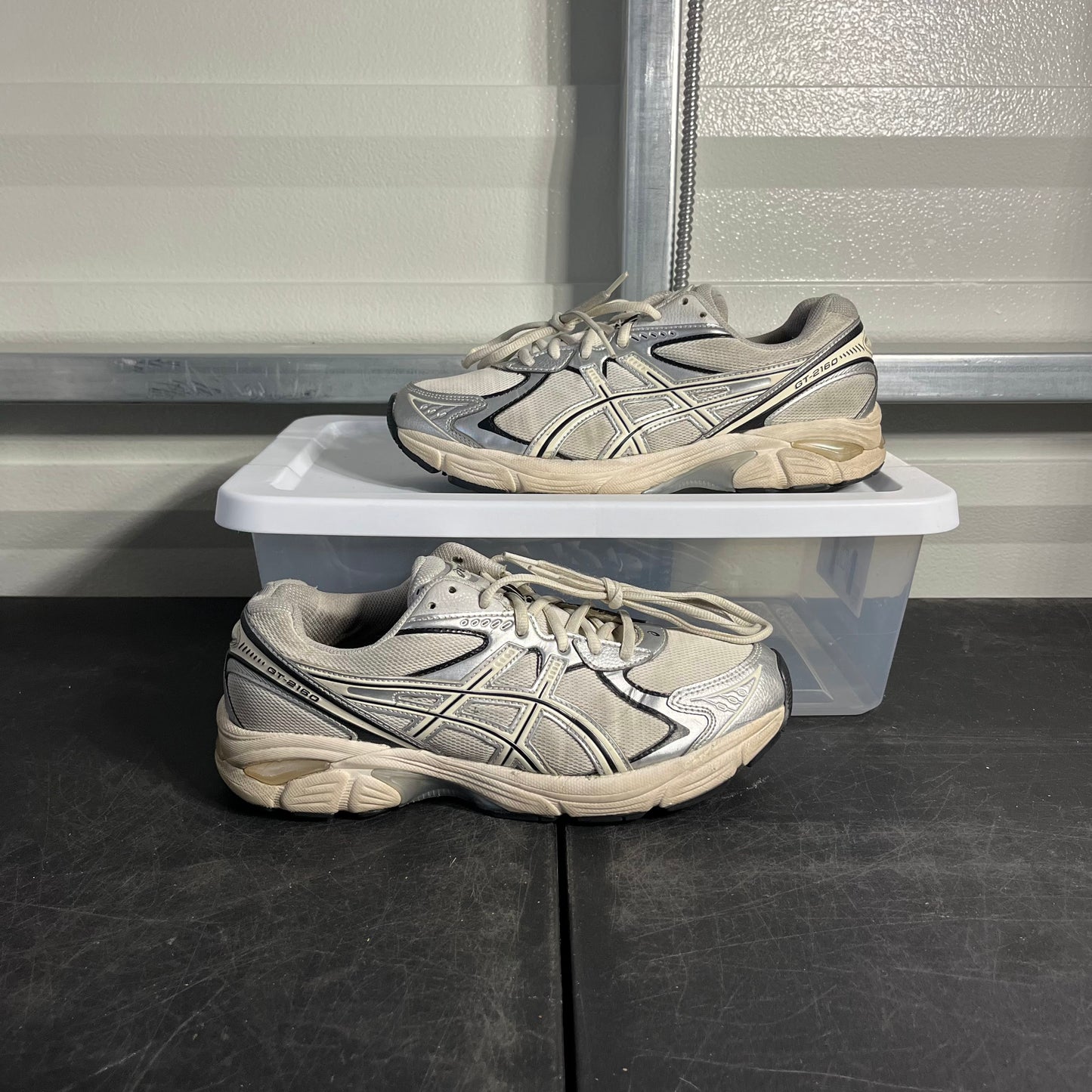 Size 9 - ASICS Grey