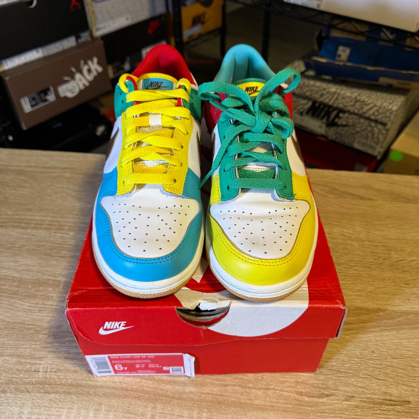 Size 6Y – Dunk Free 99