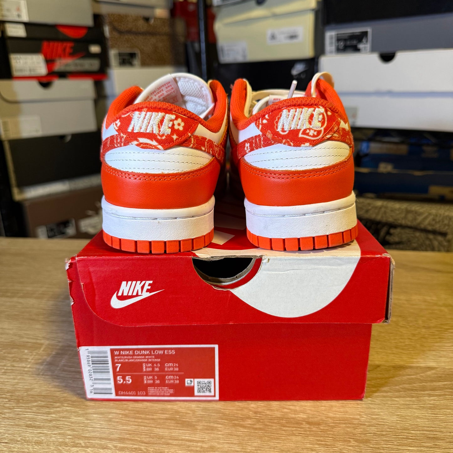 Size 5.5 M – Dunk Orange Paisley