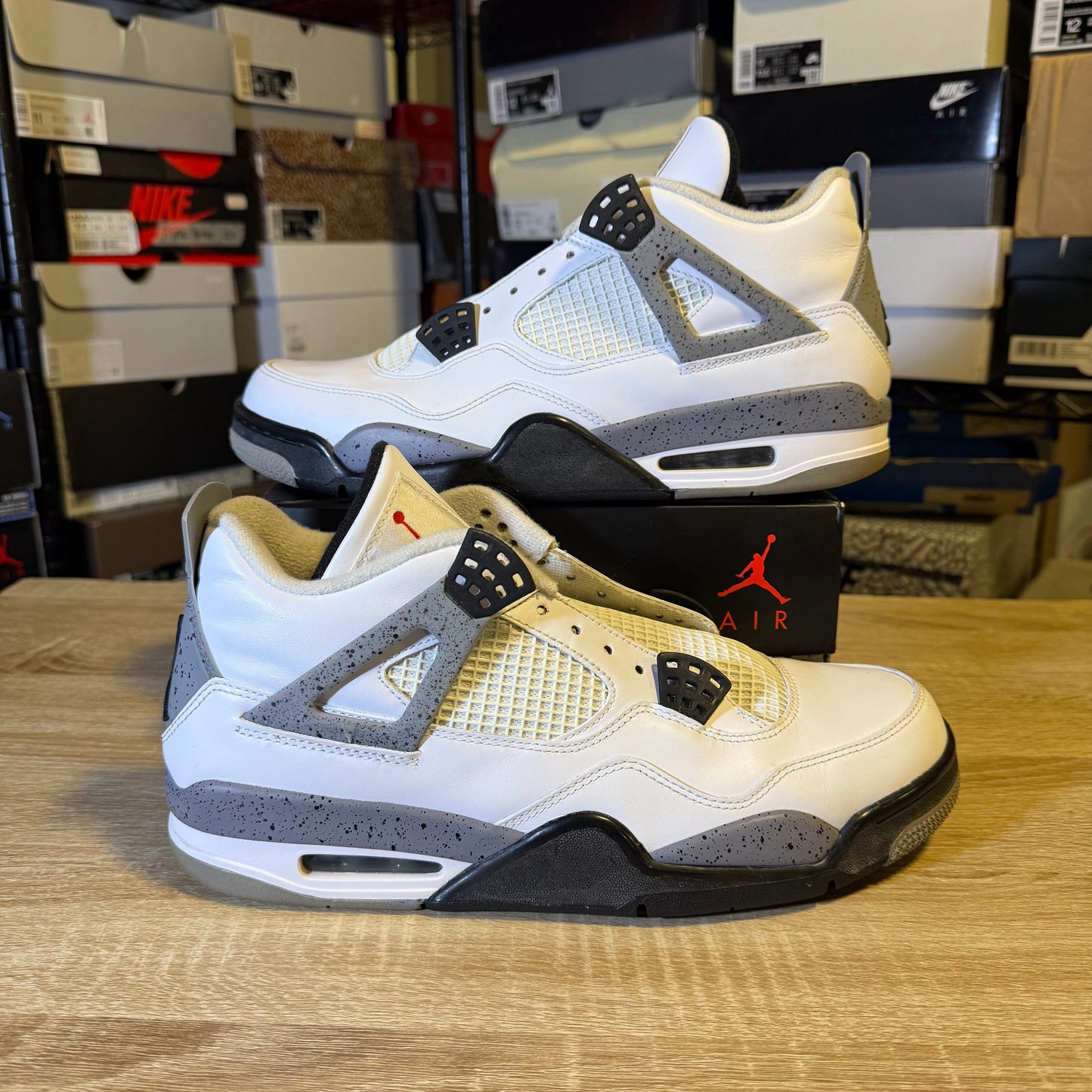 Size 10 – AJ 4 White Cement (2012)