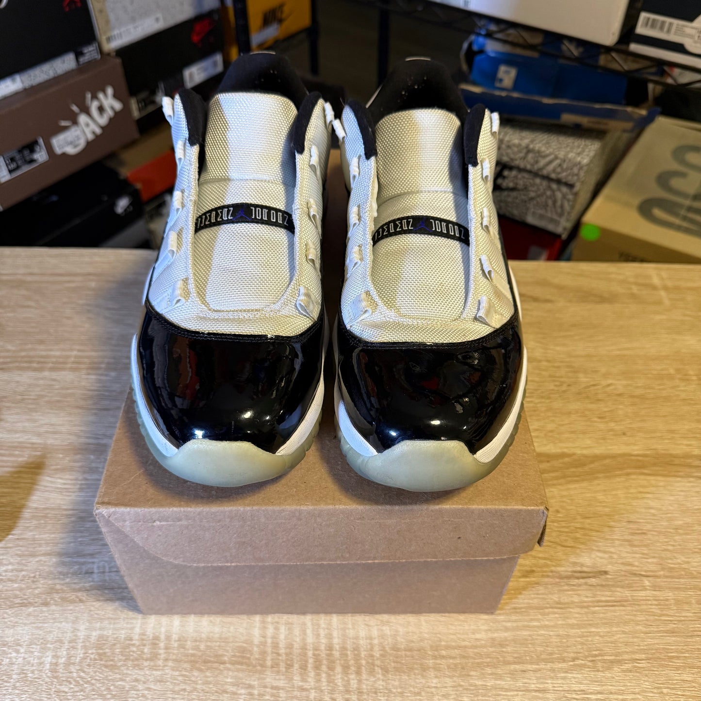 Size 10 – AJ 11 Low Concord
