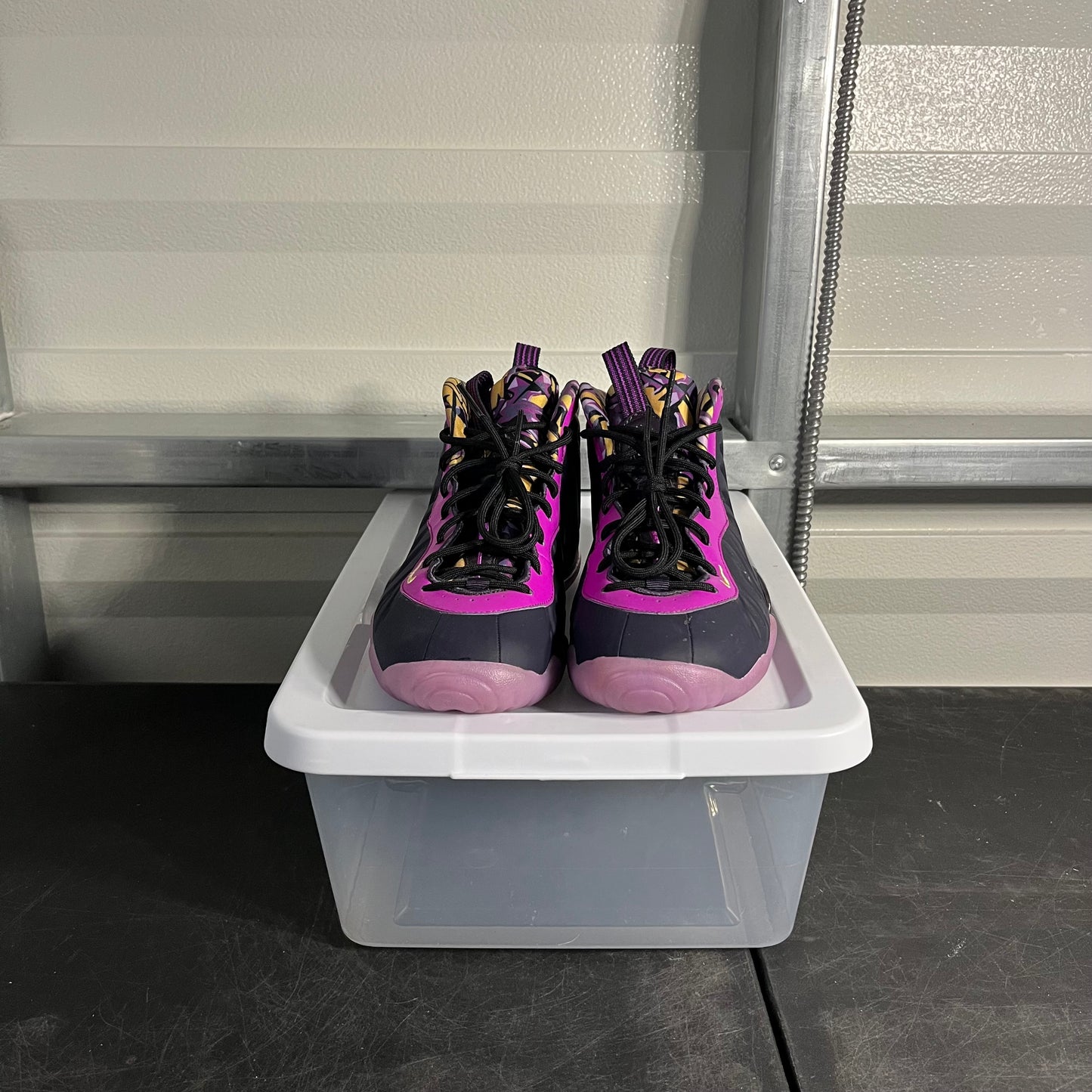 Size 7Y - Foamposite Cave Purple