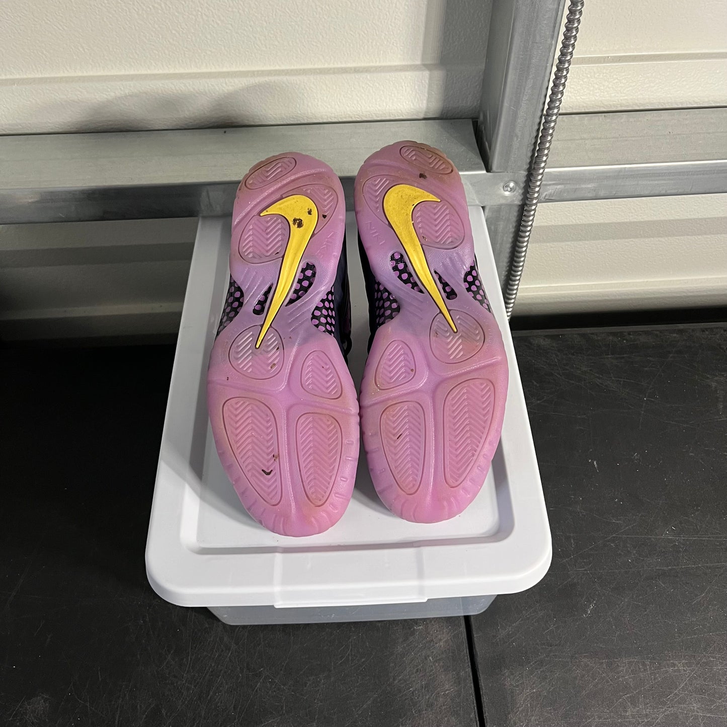Size 7Y - Foamposite Cave Purple