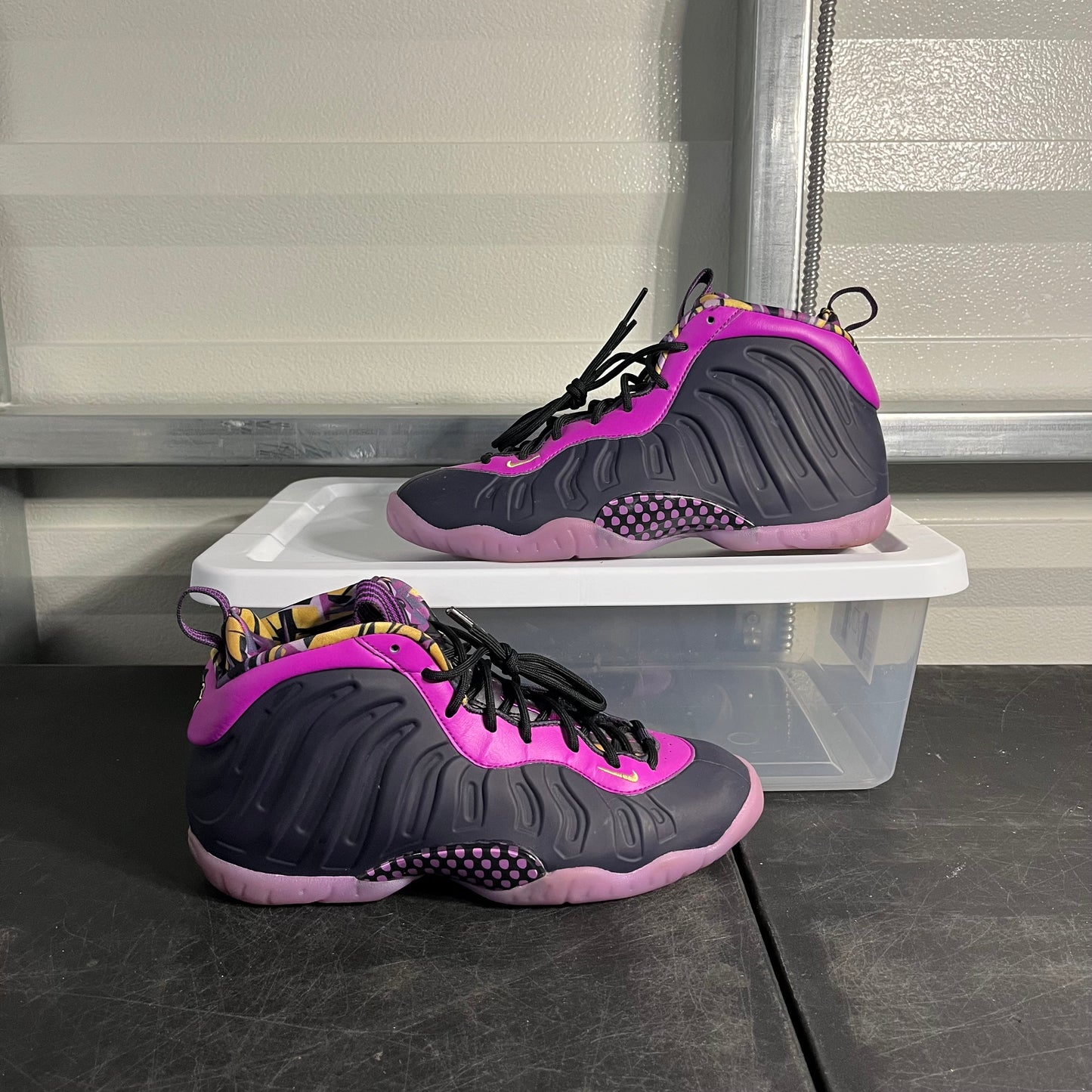 Size 7Y - Foamposite Cave Purple