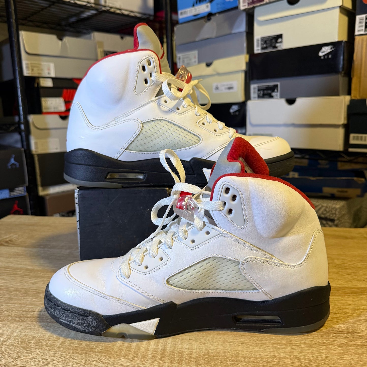 Size 10 – AJ 5 Fire Red