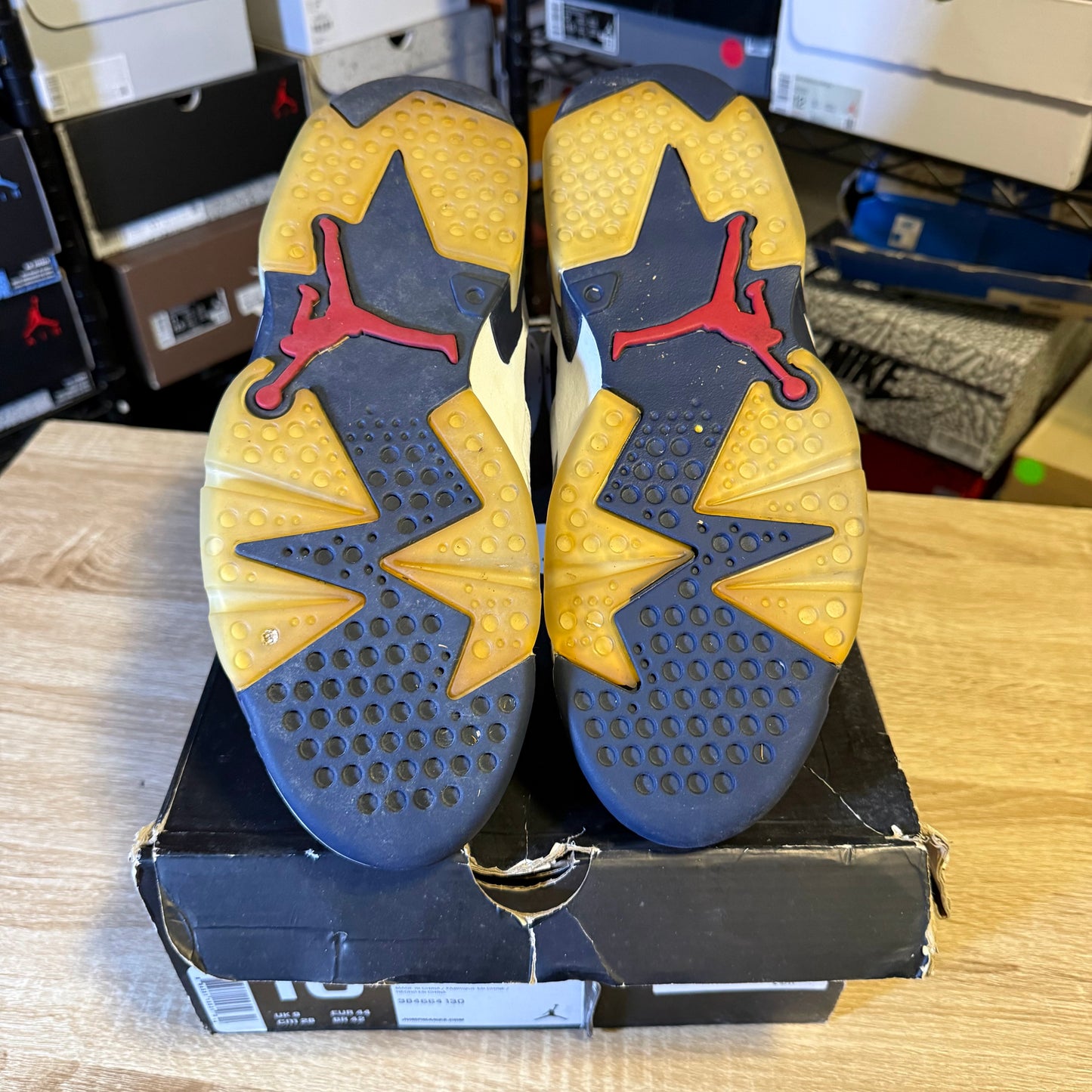 Size 10 – AJ 6 Olympic (2012)