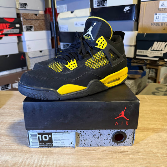 Size 10.5 – AJ 4 Thunder (2012)