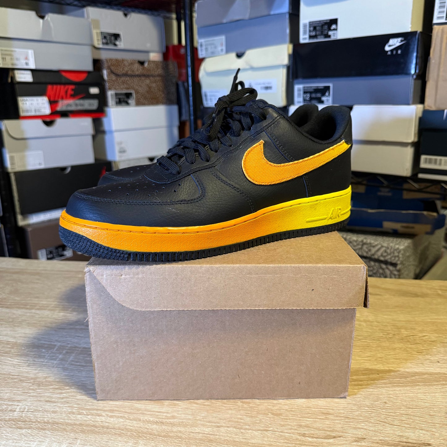 Size 9.5 - AF 1 '07 Low Black Orange Peel
