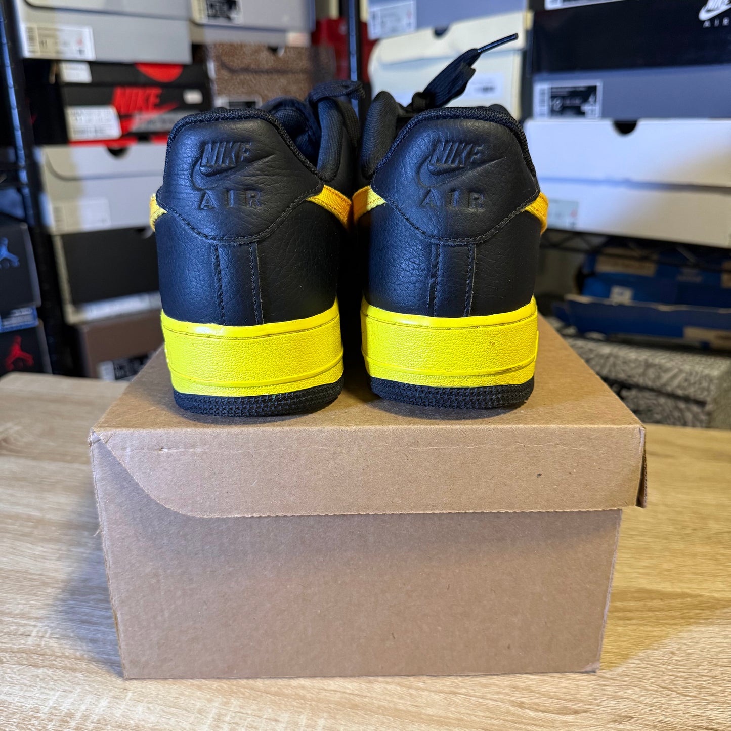 Size 9.5 - AF 1 '07 Low Black Orange Peel