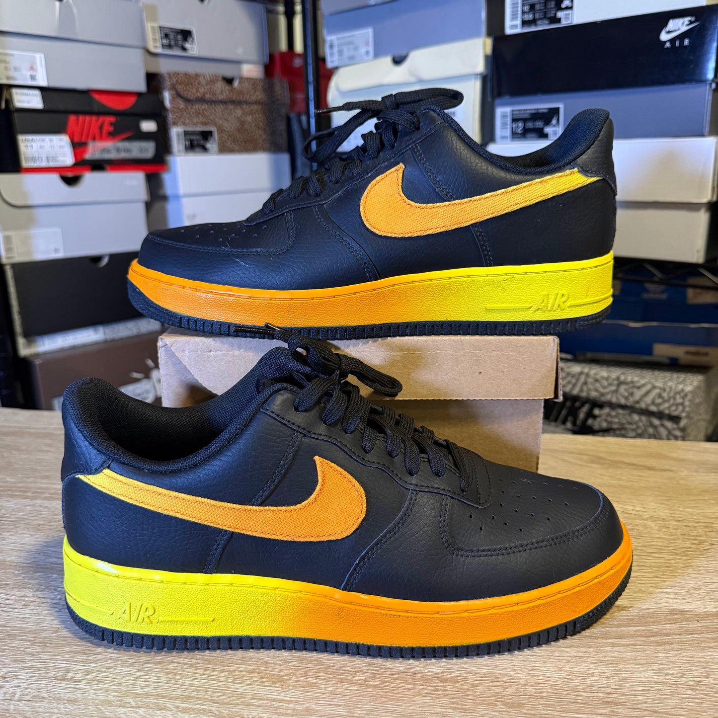 Size 9.5 - AF 1 '07 Low Black Orange Peel