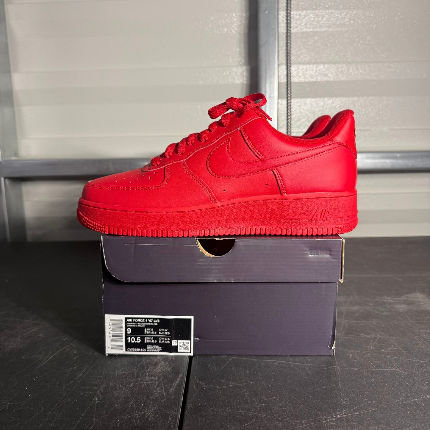 Size 9 - AF1 Triple Red