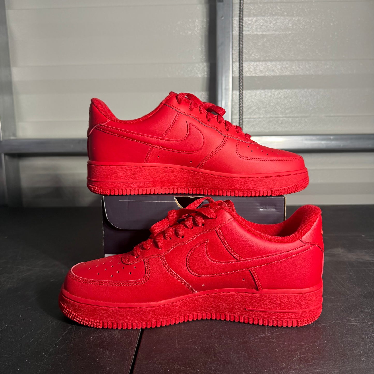 Size 9 - AF1 Triple Red