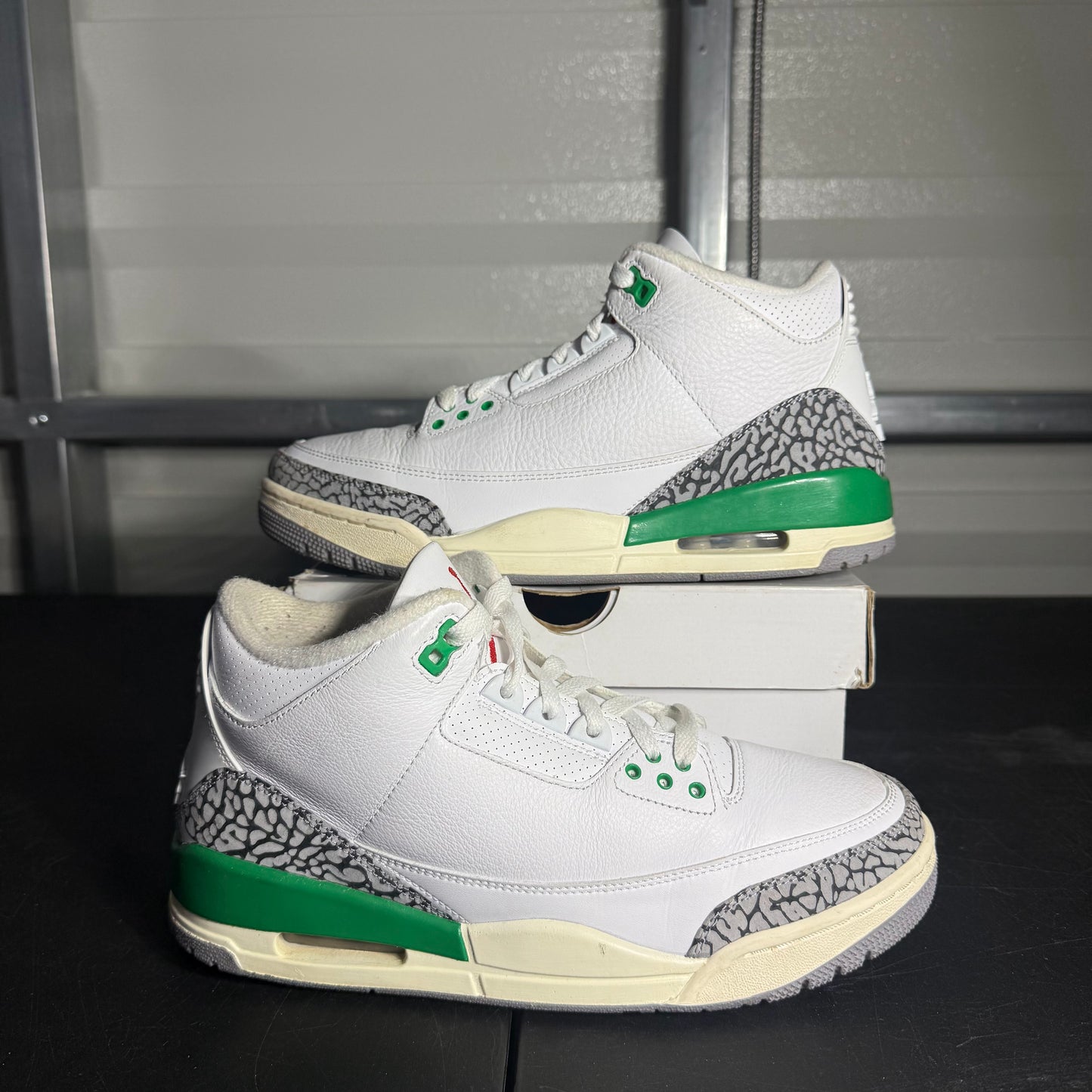 Size 10.5W - AJ 3 Lucky Green