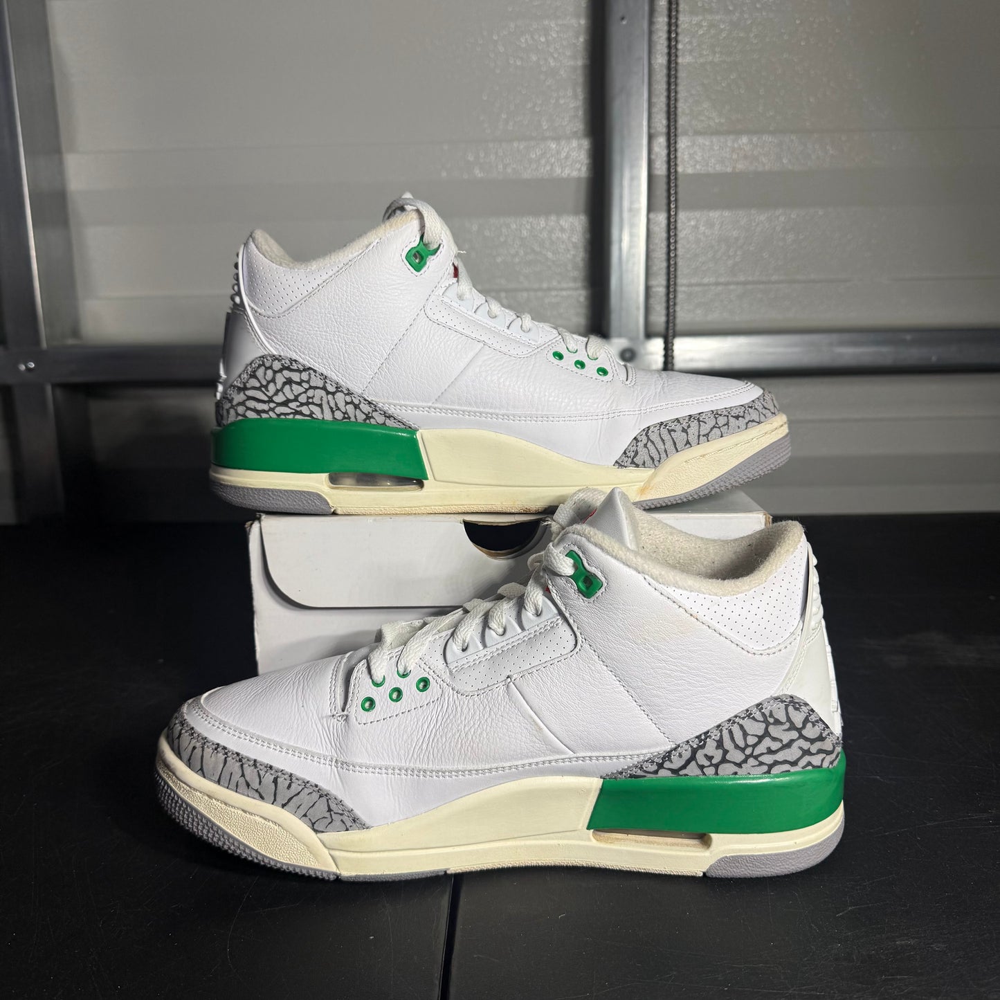 Size 10.5W - AJ 3 Lucky Green