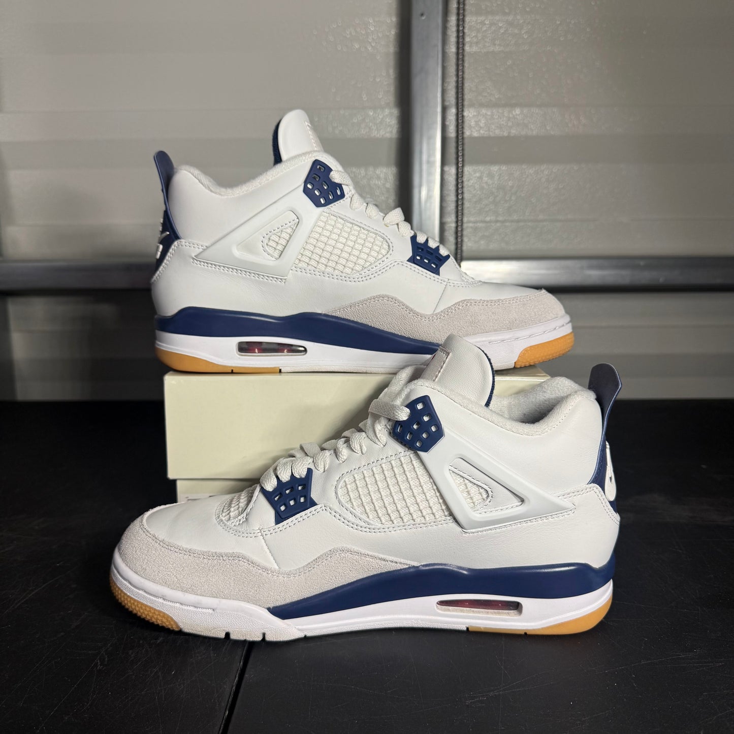 Size 8.5 - AJ 4 Navy SB