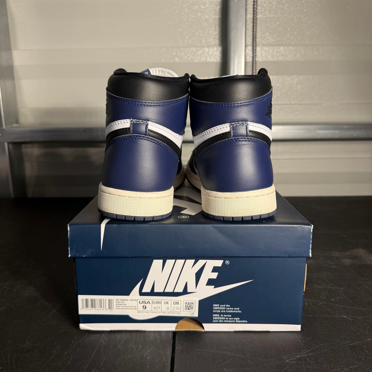 Size 9 - AJ 1 Midnight Navy