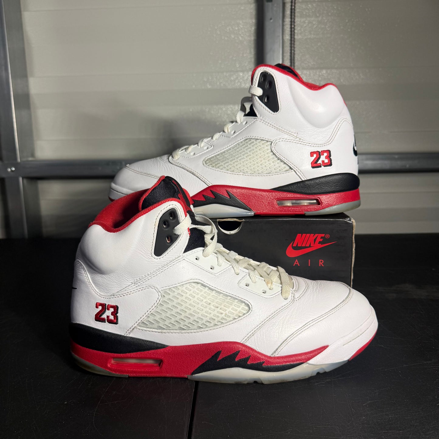 Size 12 - AJ 5 Black Fire Red