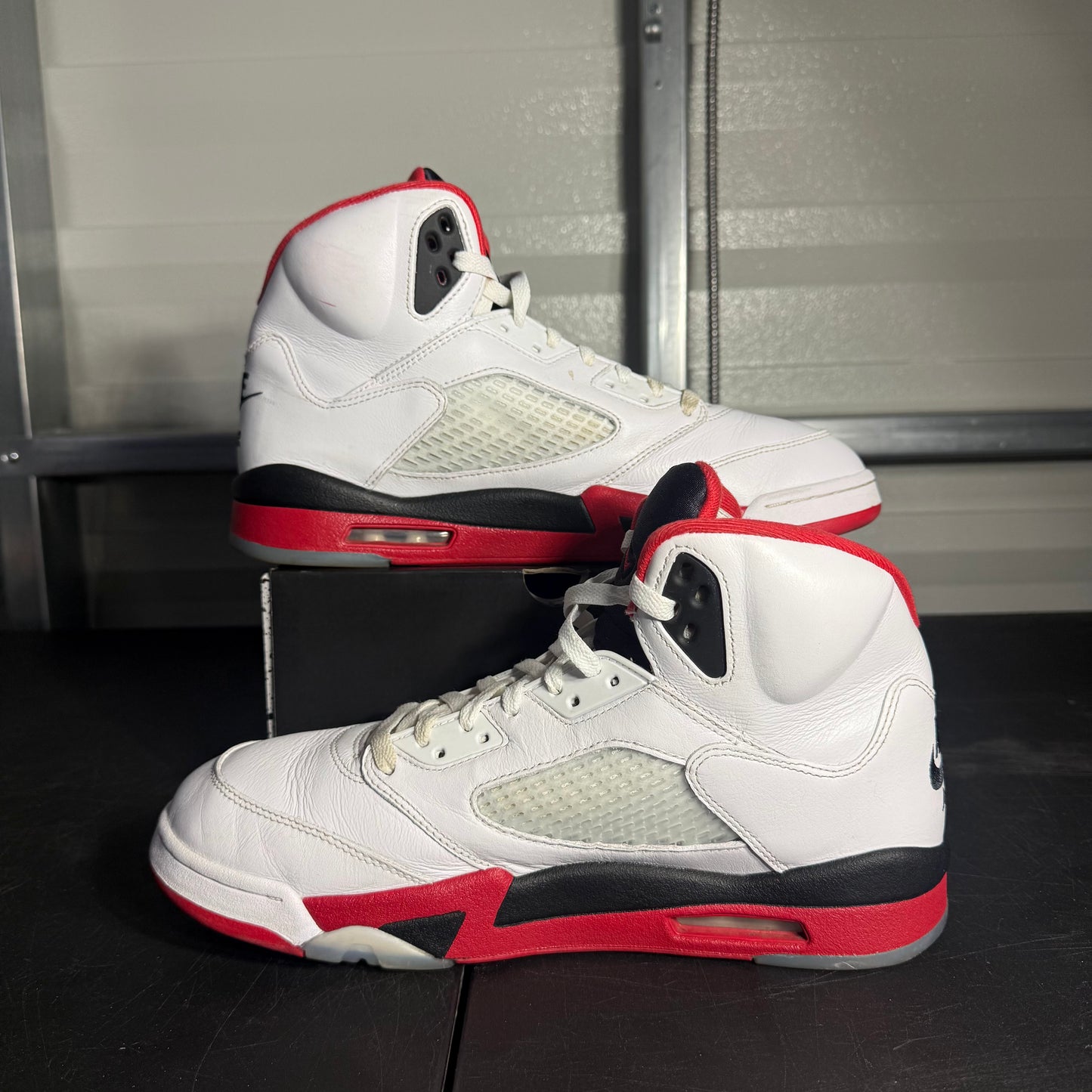 Size 12 - AJ 5 Black Fire Red