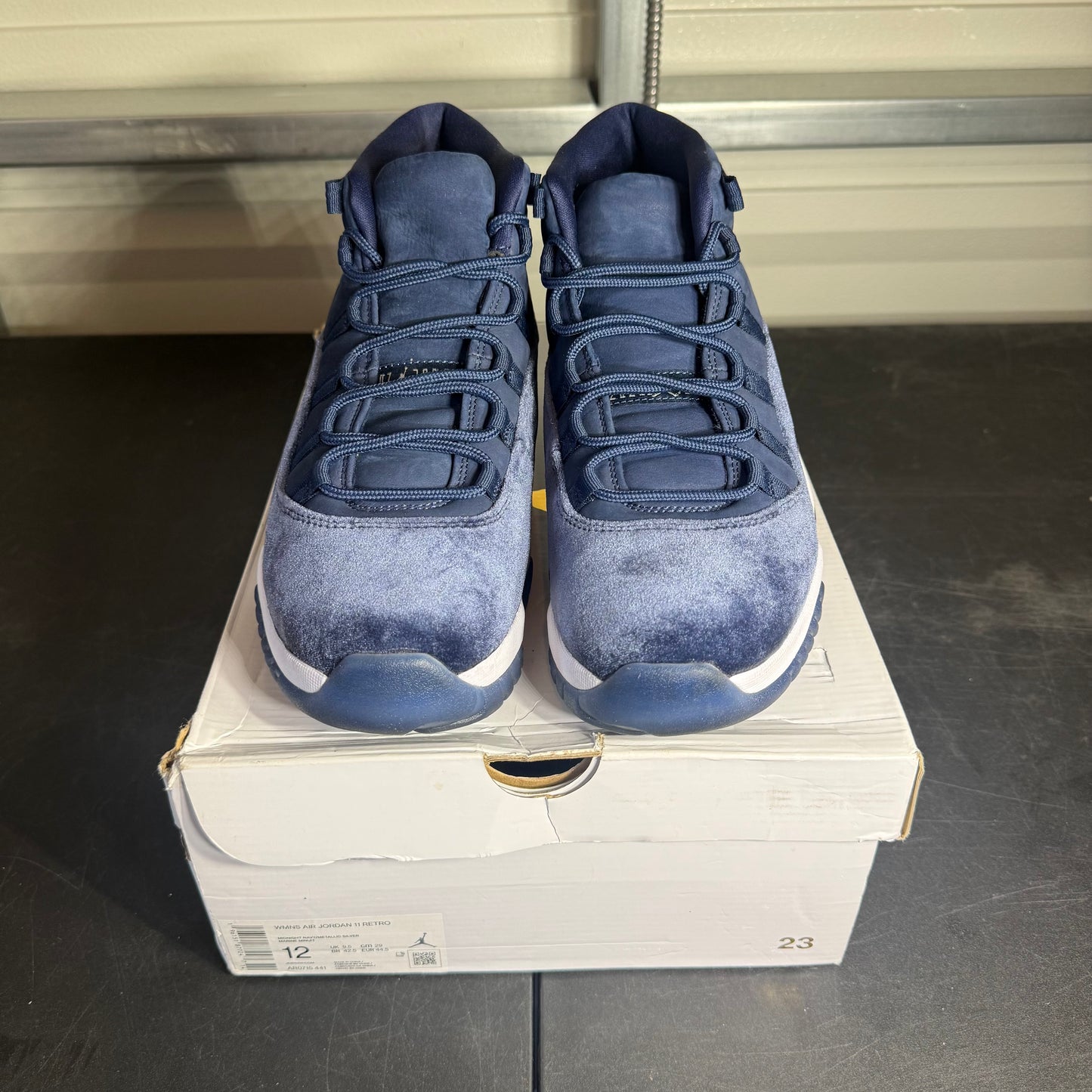 Size 12W - AJ 11 Midnight Navy