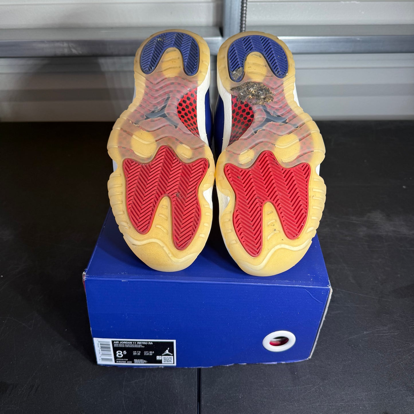 Size 8.5 - AJ 11 Rare Air