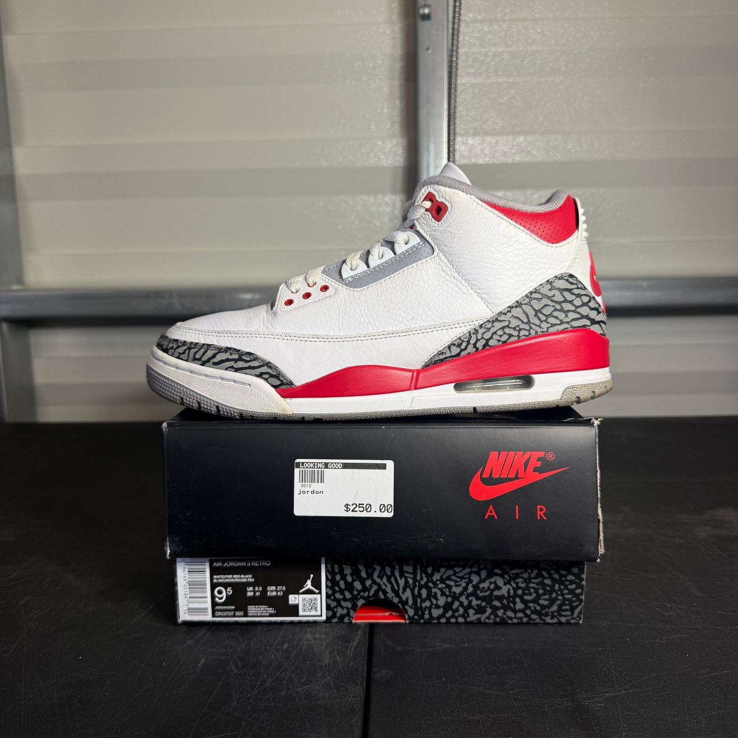 Size 9.5 - AJ 3 Fire Red