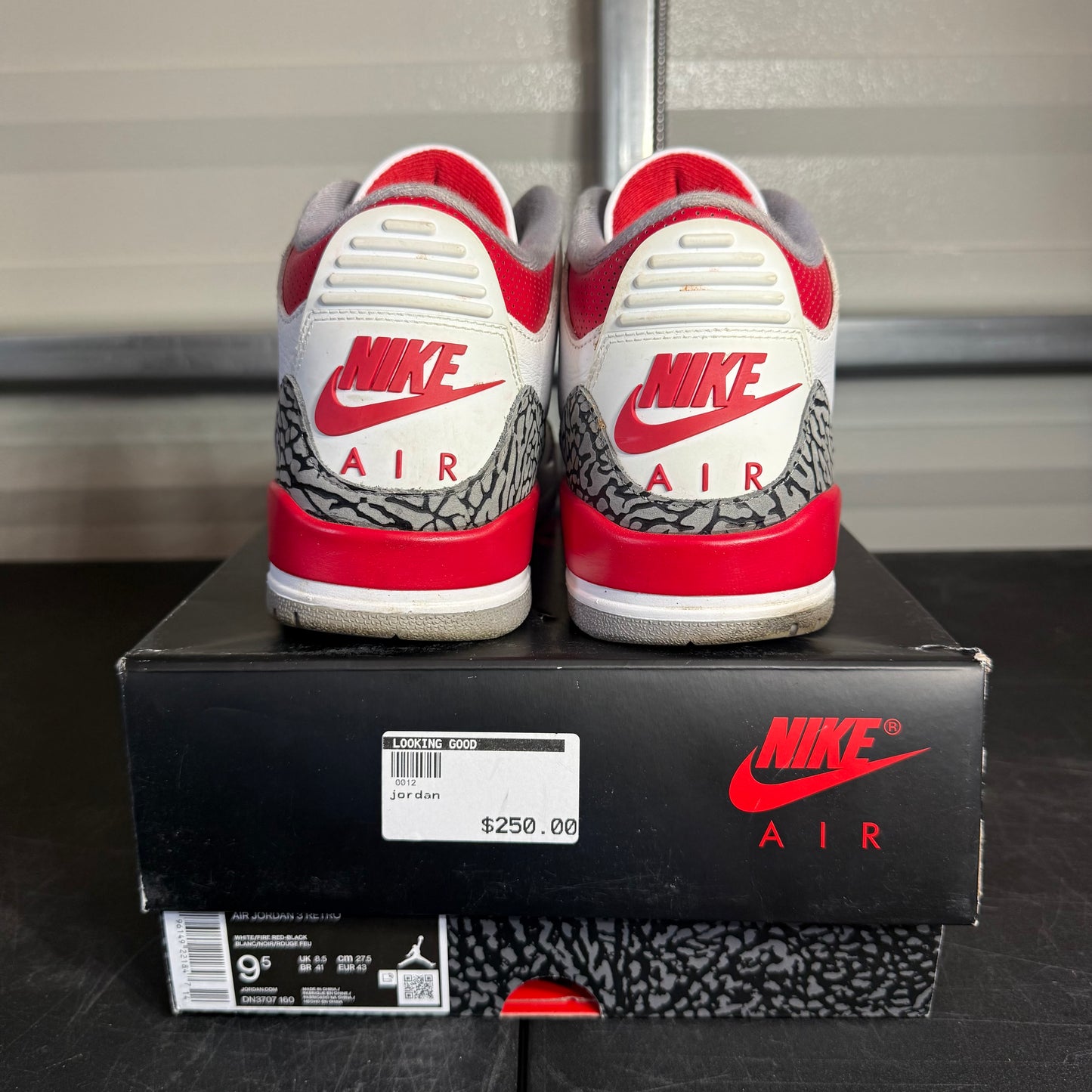 Size 9.5 - AJ 3 Fire Red