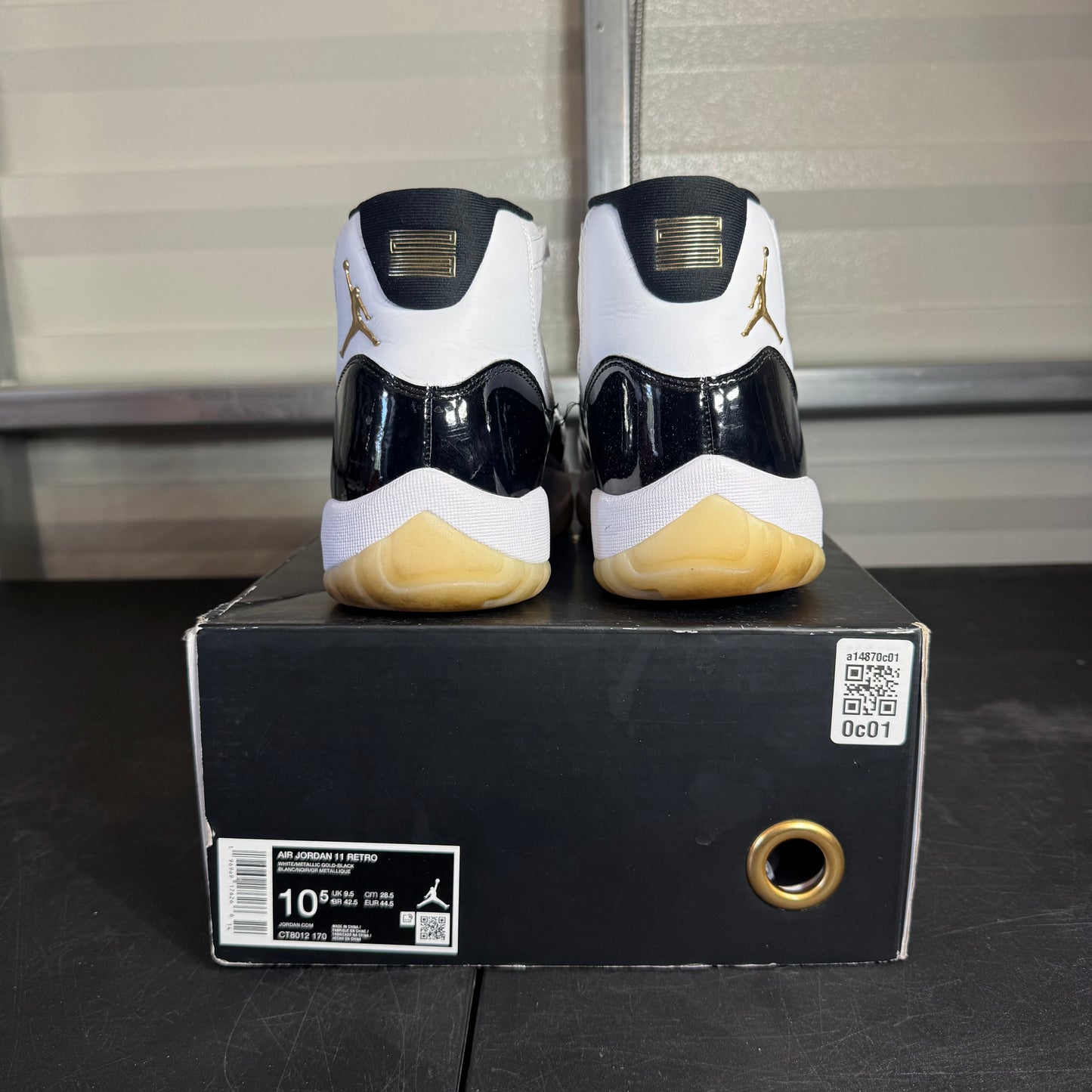 Size 10.5 - AJ 11 Dmp