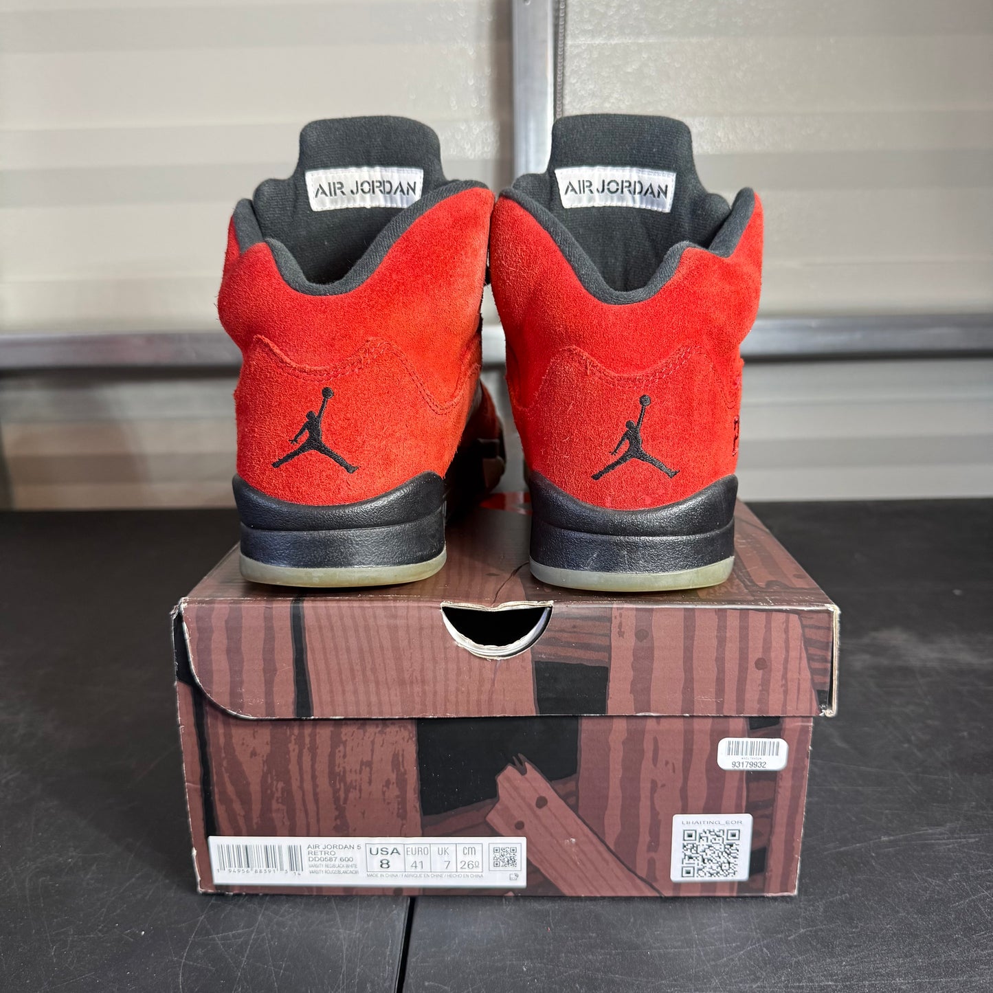 Size 8 - AJ 5 Raging Bull