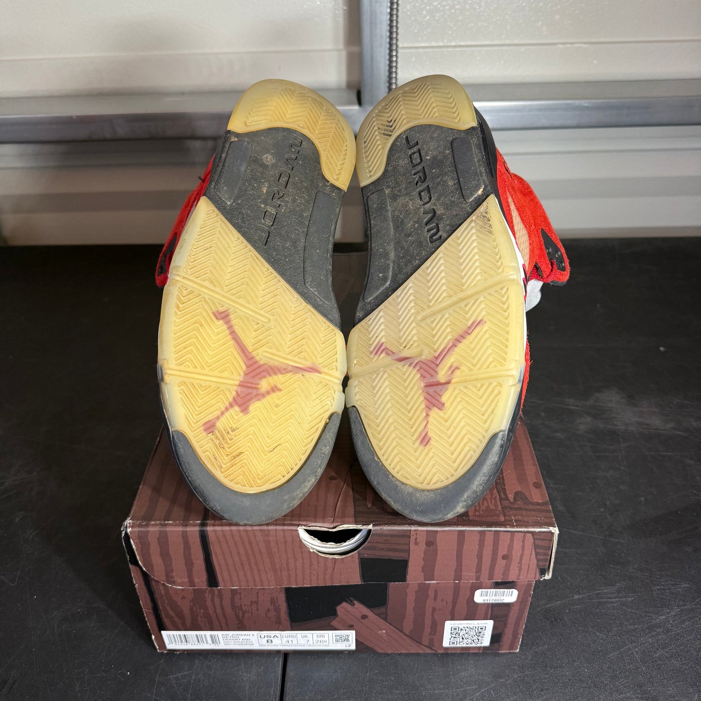Size 8 - AJ 5 Raging Bull
