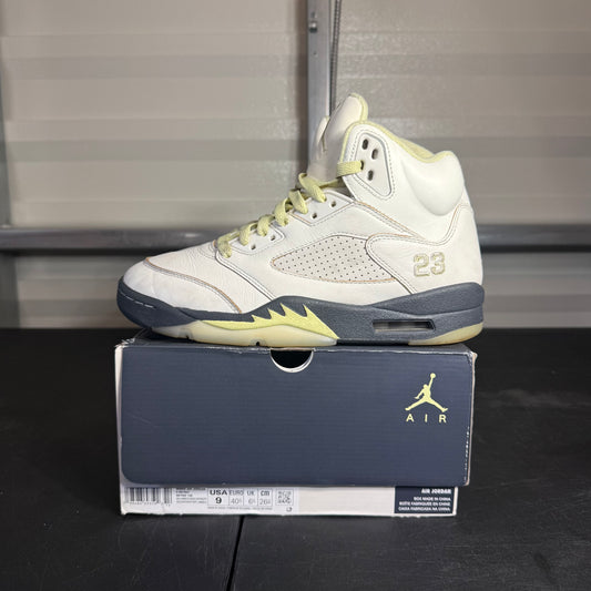 Size 9W - AJ 5 Luminous Green