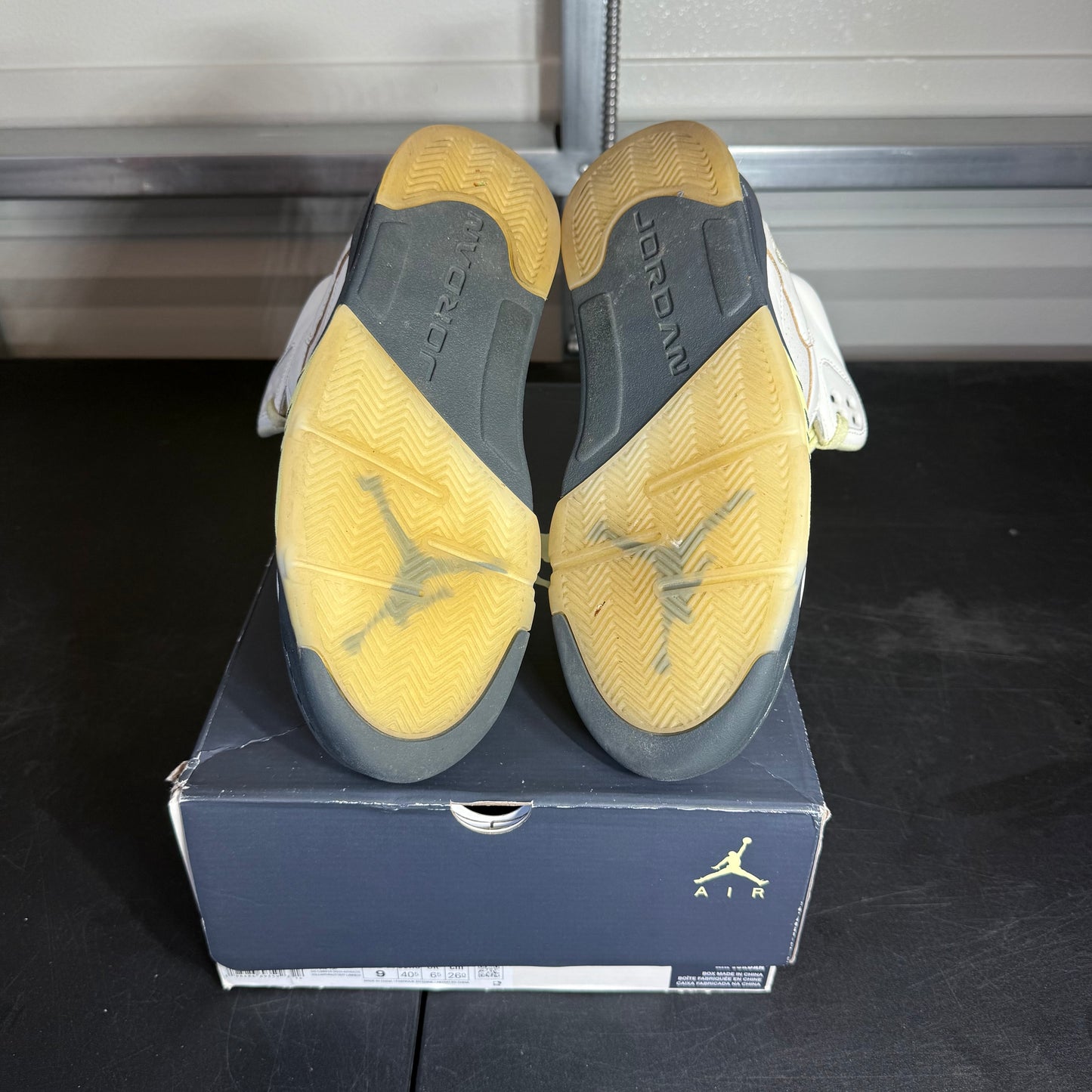 Size 9W - AJ 5 Luminous Green