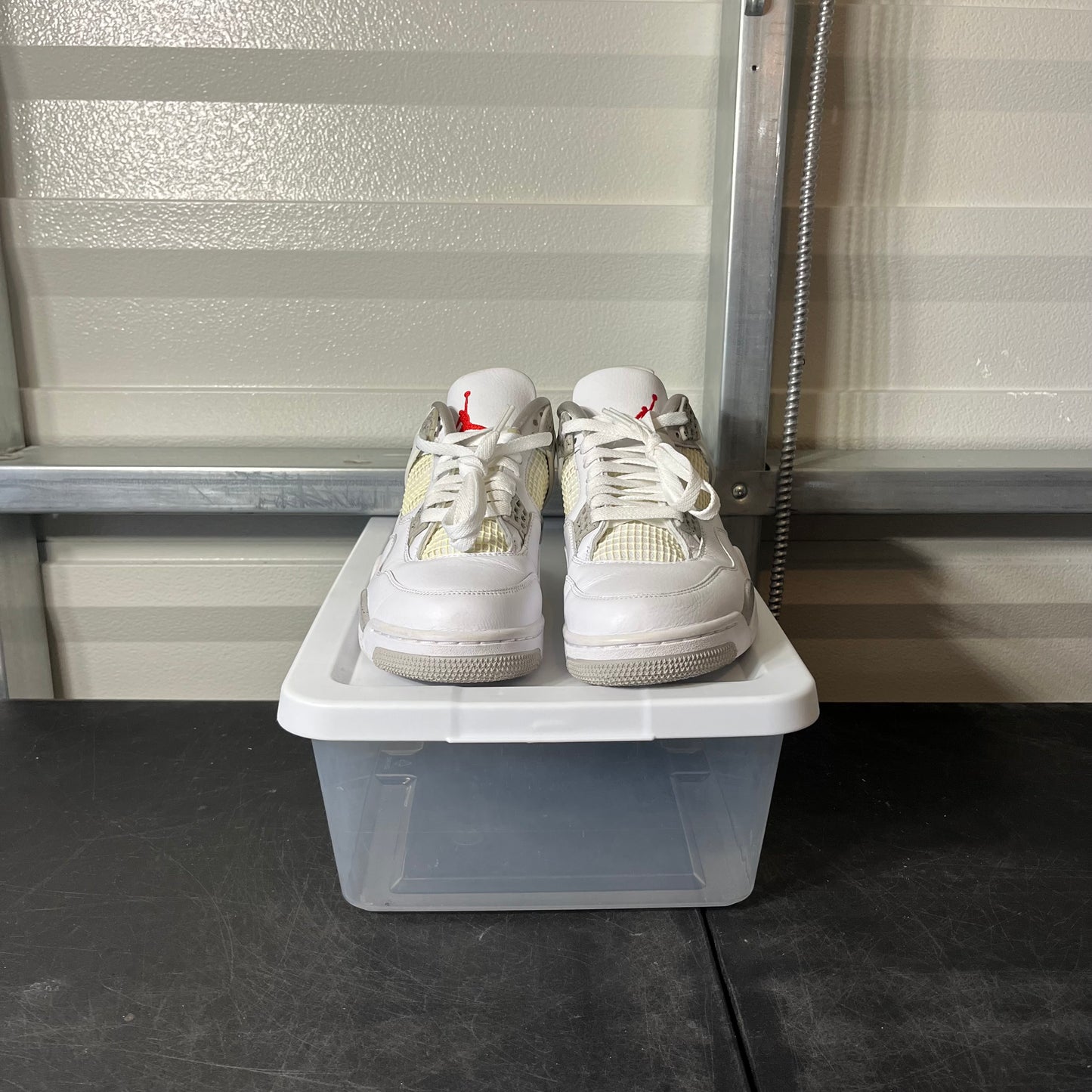Size 9.5 - AJ 4 White Oreo