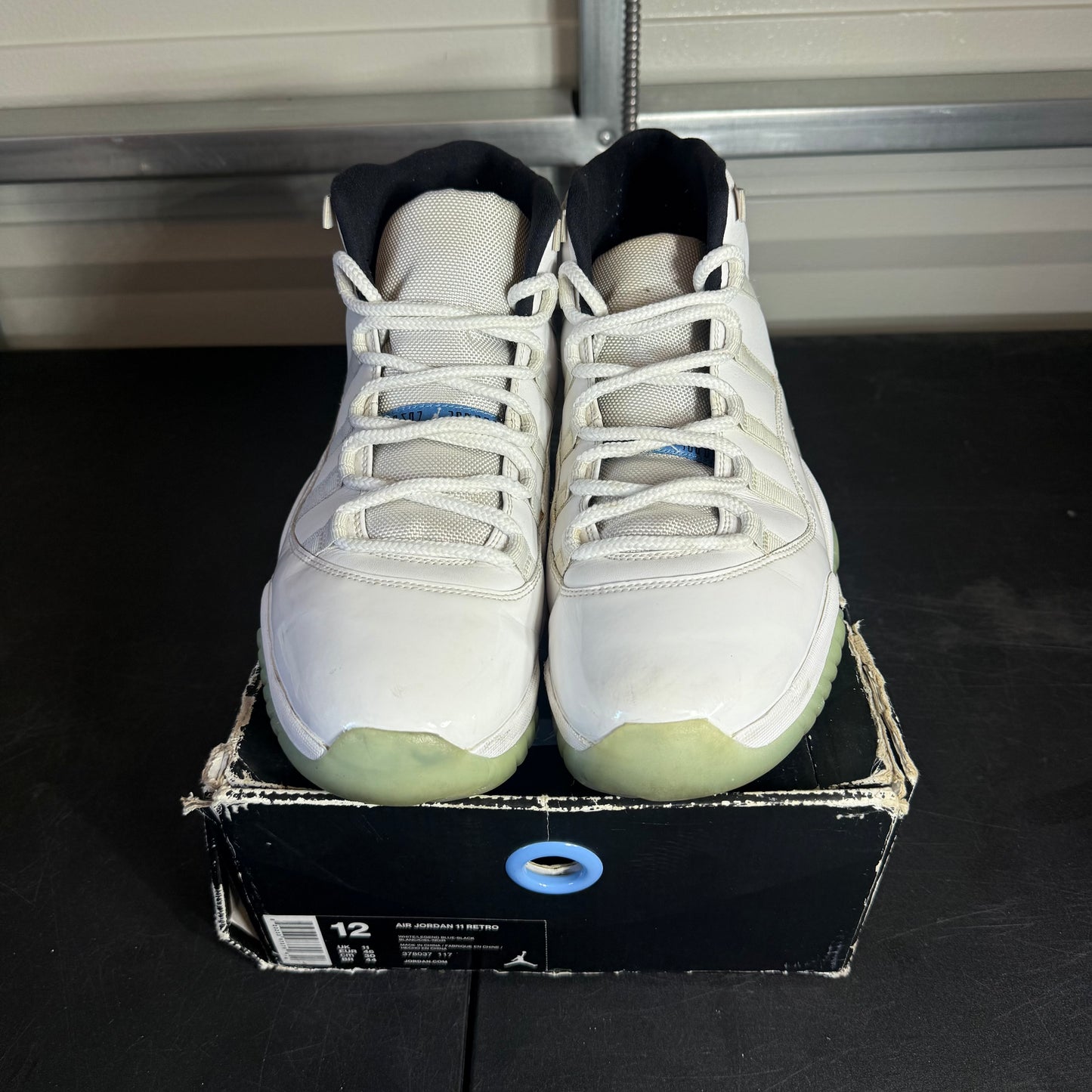 Size 12 - AJ 11 Legends