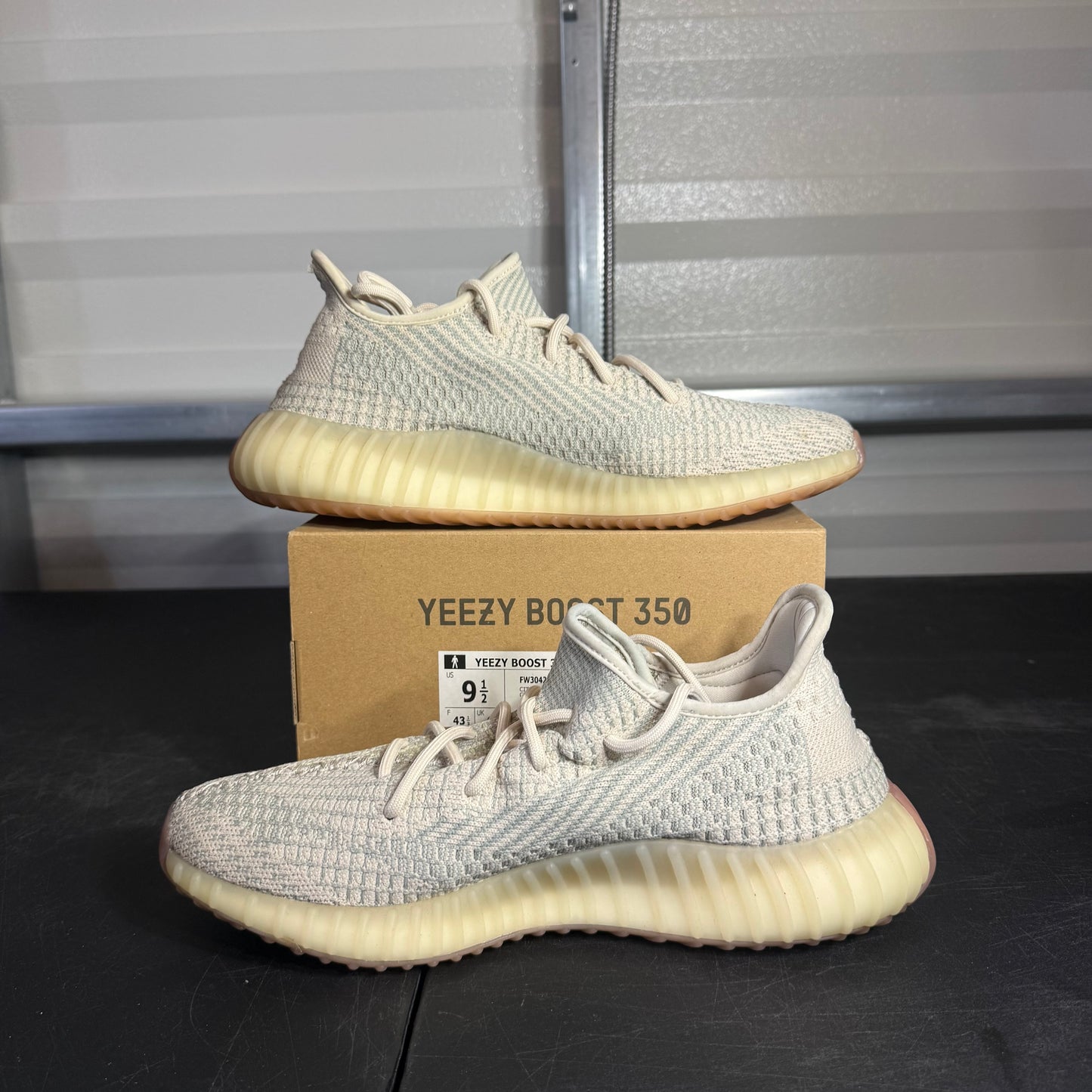Size 9.5 - Yeezy Citrin