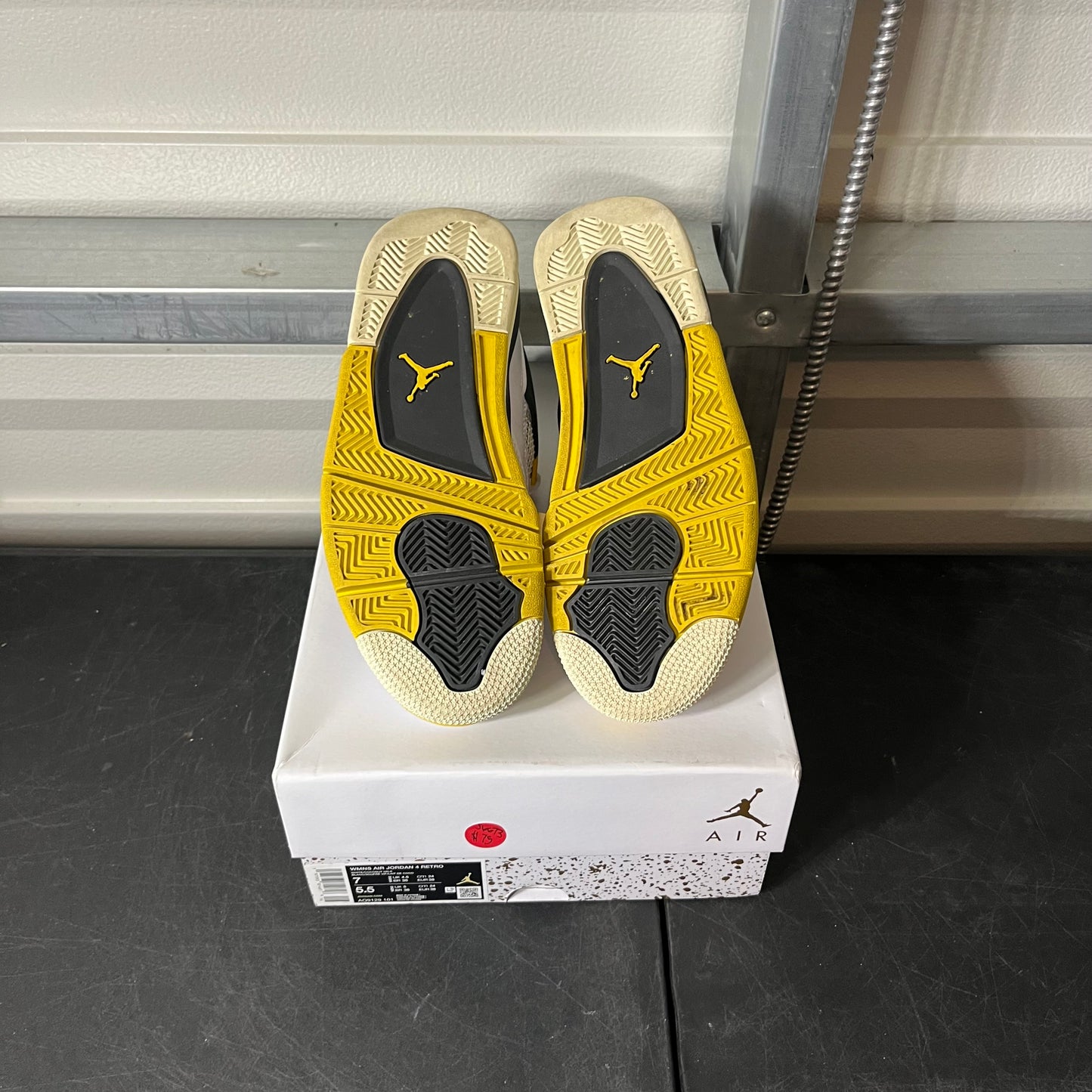 Size 7W - AJ 4 Sulfur