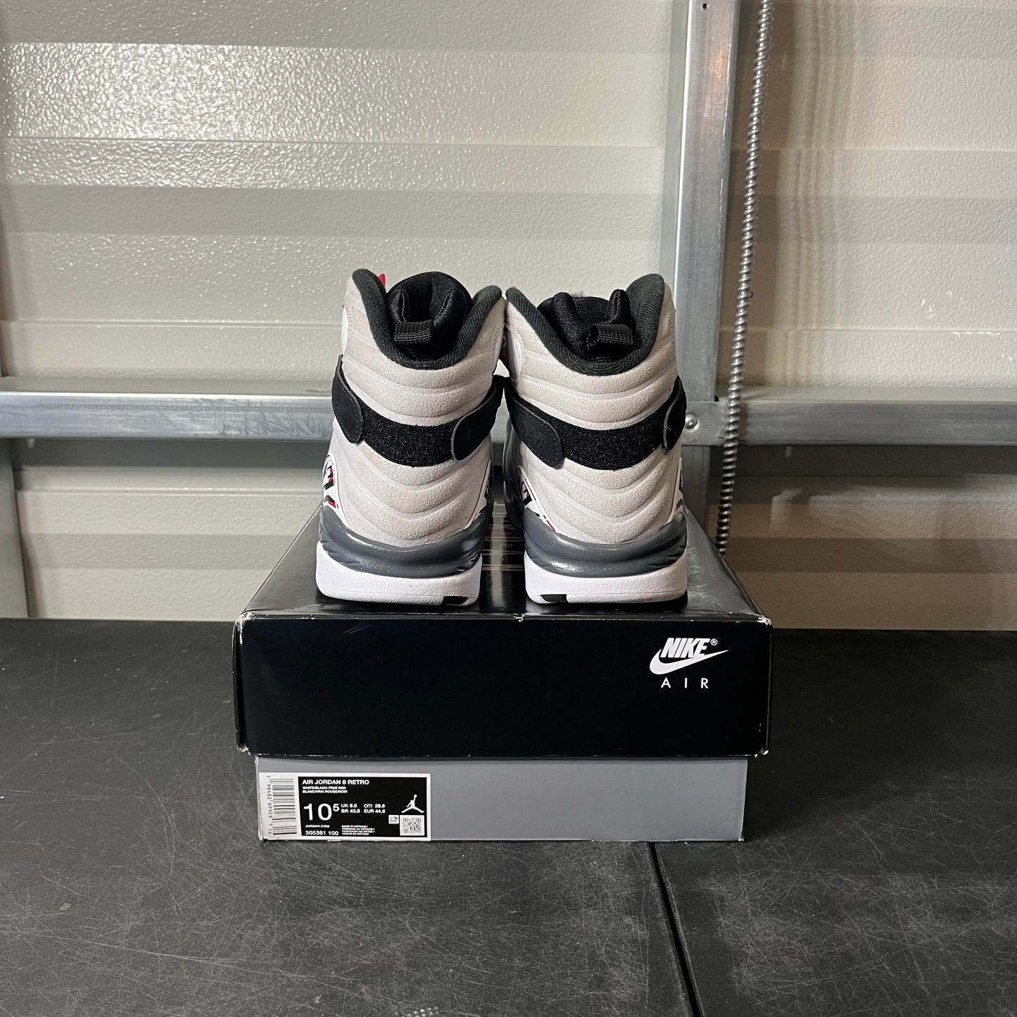Size 10.5 - AJ 8 Bugs Bunny