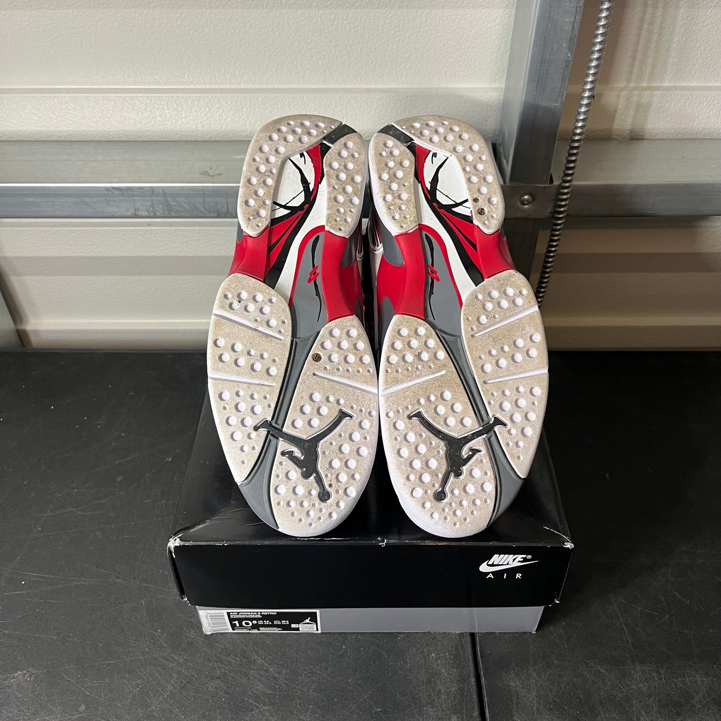 Size 10.5 - AJ 8 Bugs Bunny
