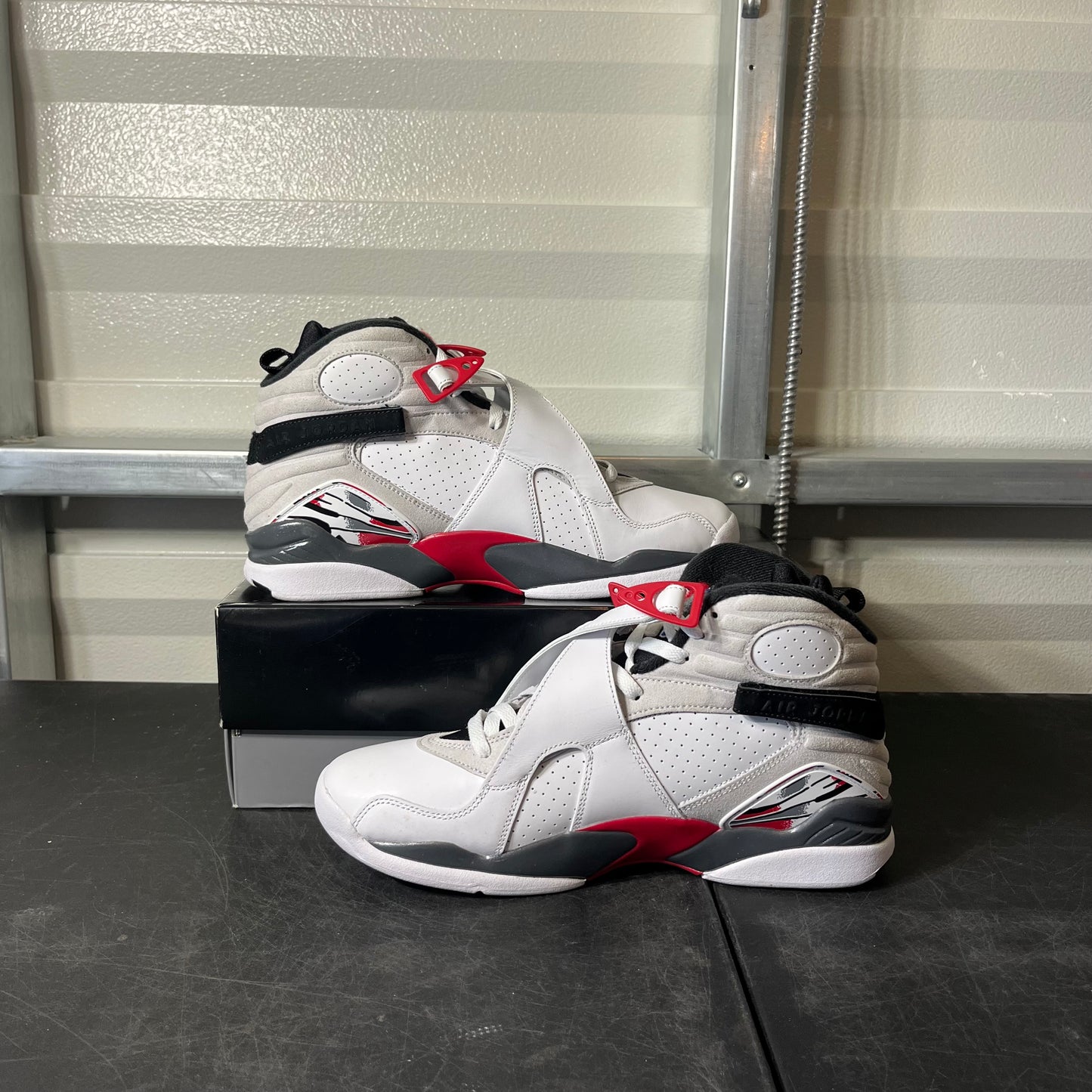 Size 10.5 - AJ 8 Bugs Bunny