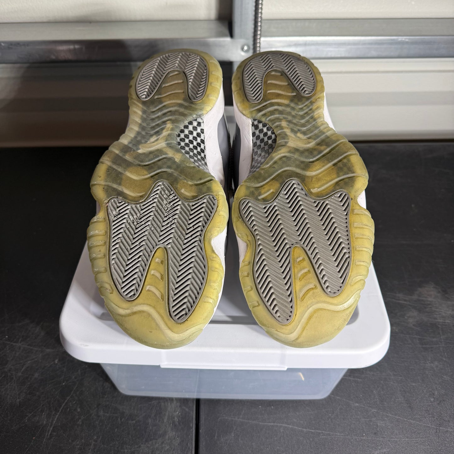 Size 11 - AJ 11 Low Cool Grey