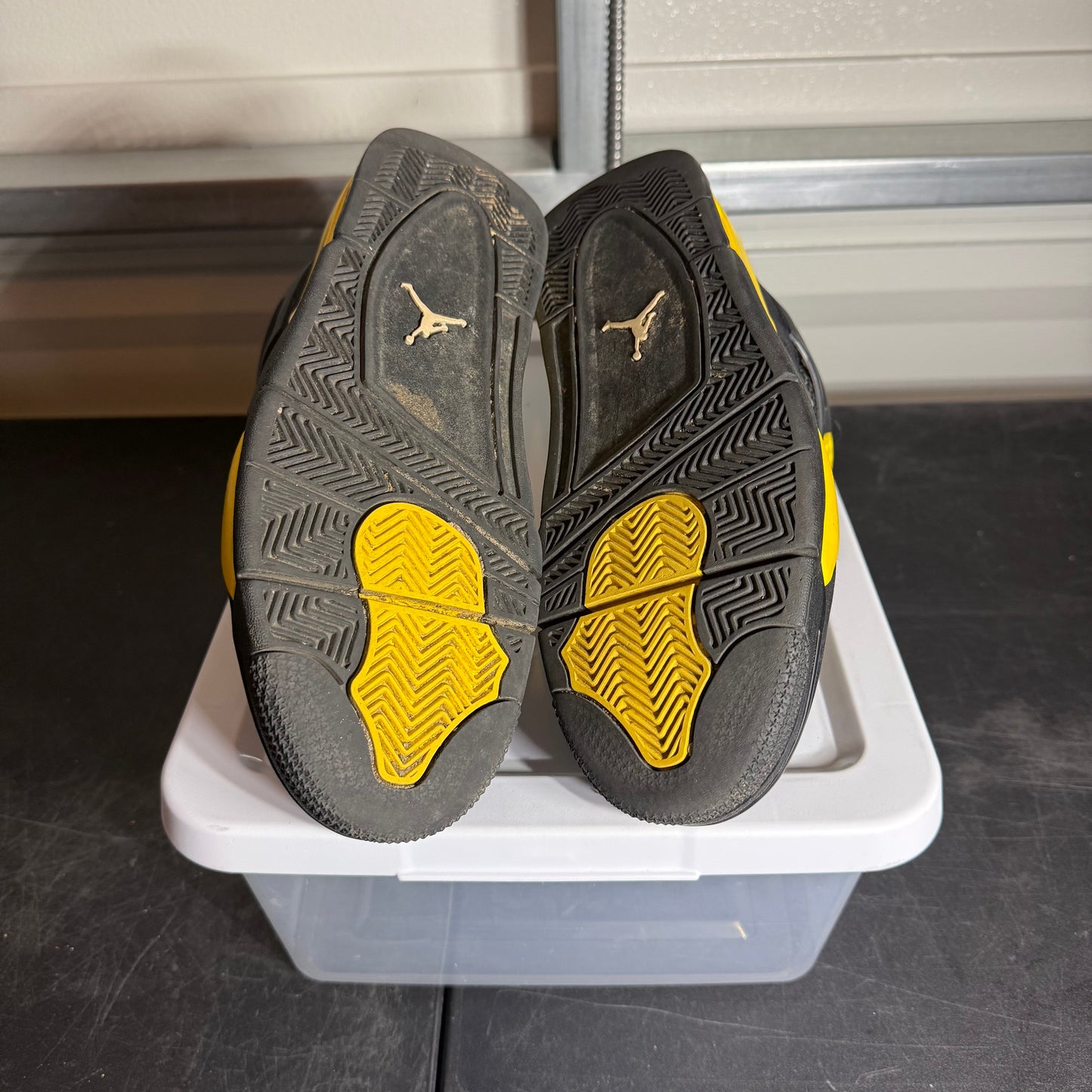 Size 10 - AJ 4 Yellow Thunder