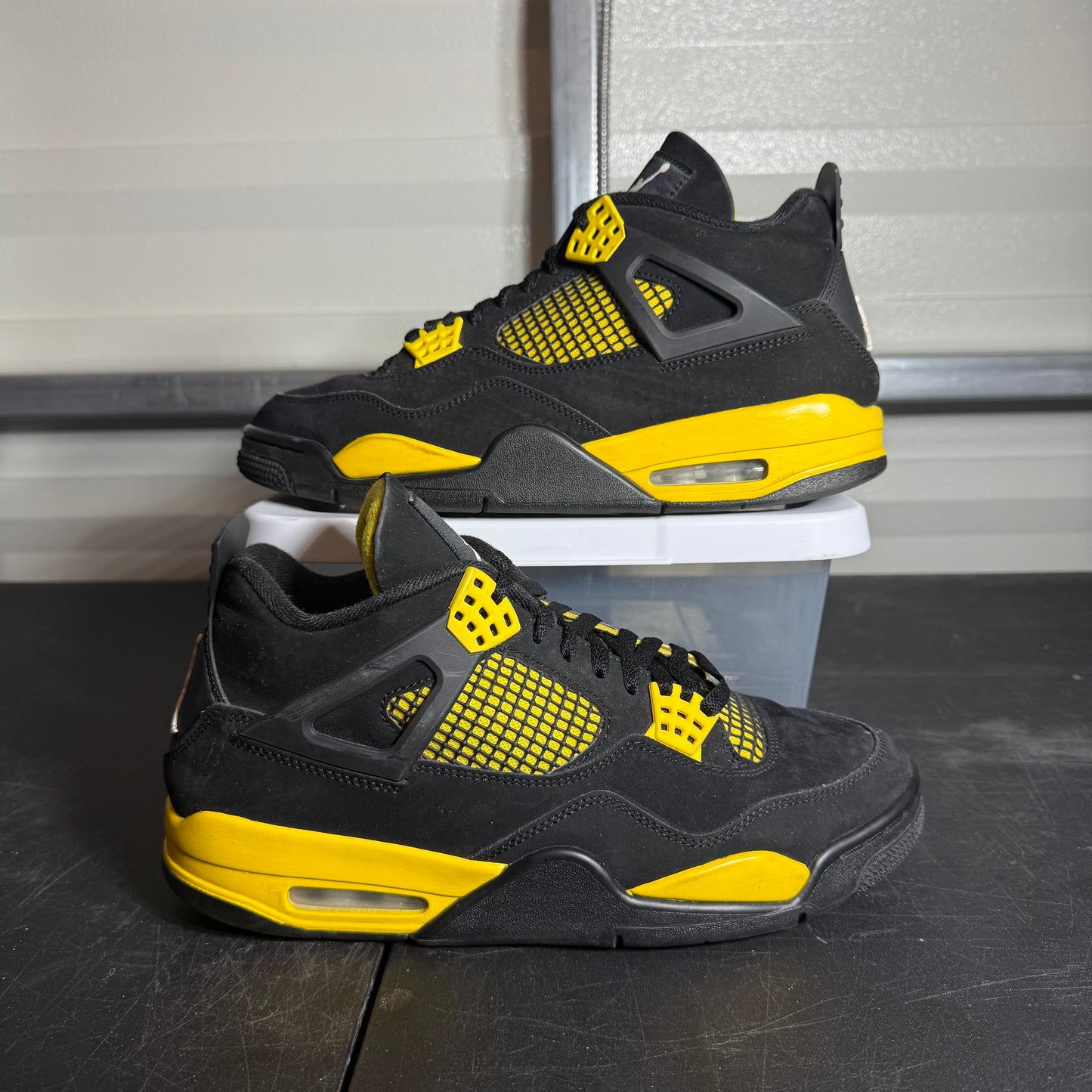 Size 10 - AJ 4 Yellow Thunder