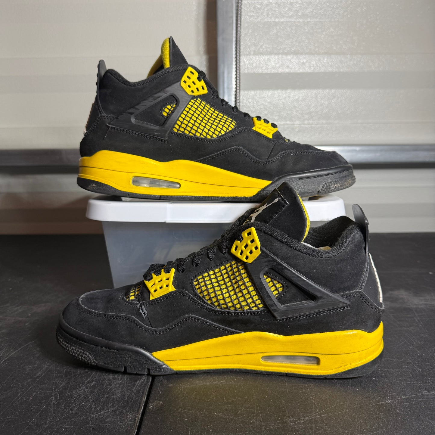 Size 10 - AJ 4 Yellow Thunder