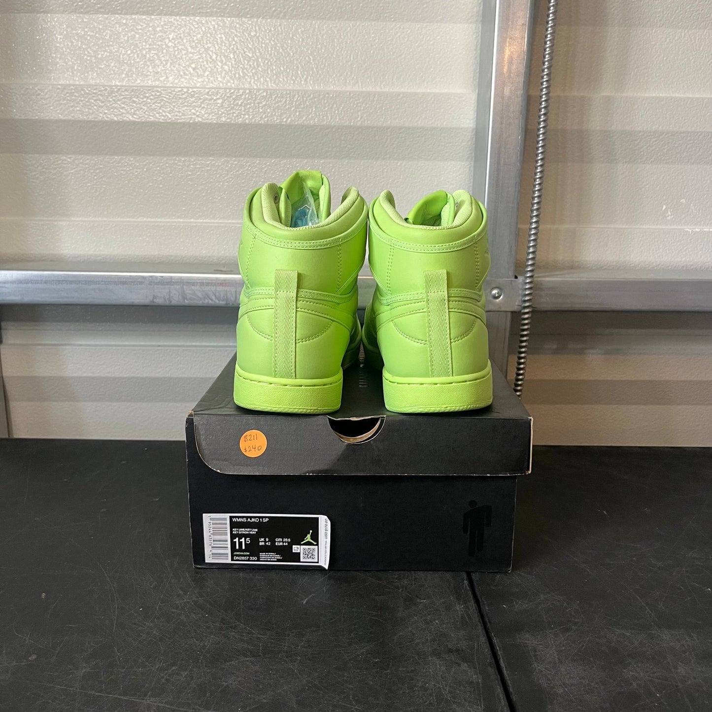 Size 11.5W - AJ 1 Ajko Billie Eilish