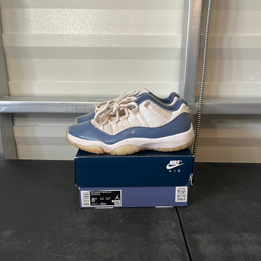 Size 8.5 - AJ 11 Low Diffused Blue