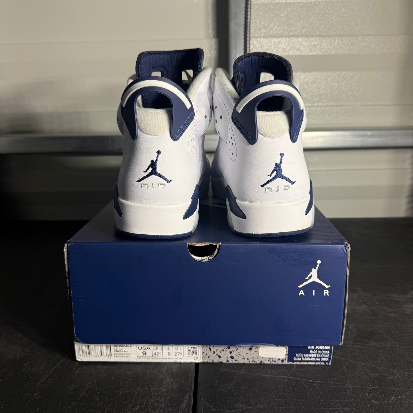 Size 9 - AJ 6 Midnight Navy